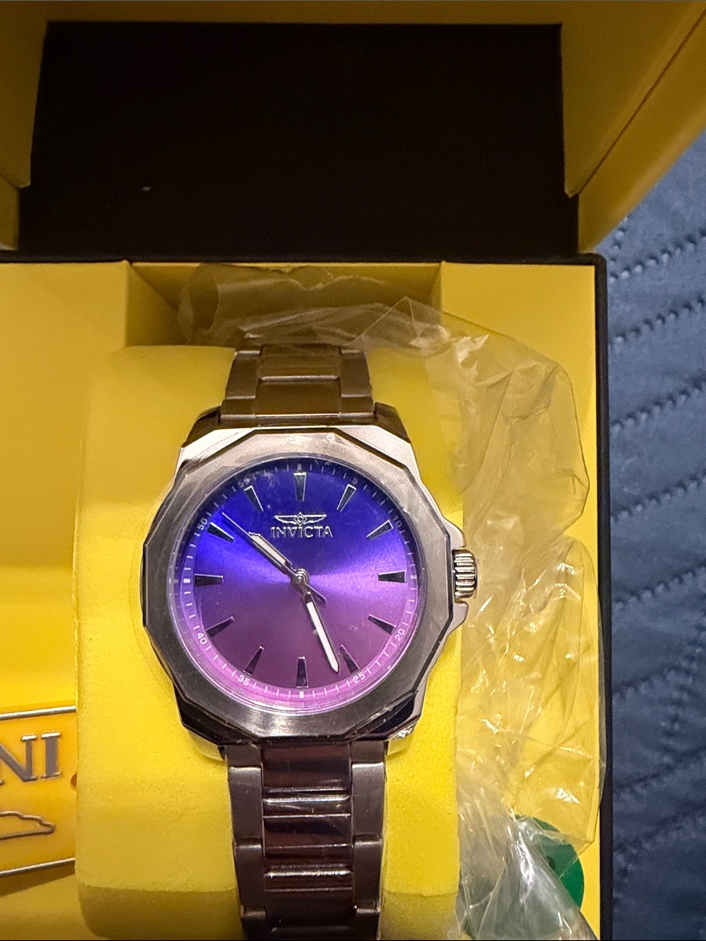 Invicta Speedway Lady
Model 50998 Ladies Watch